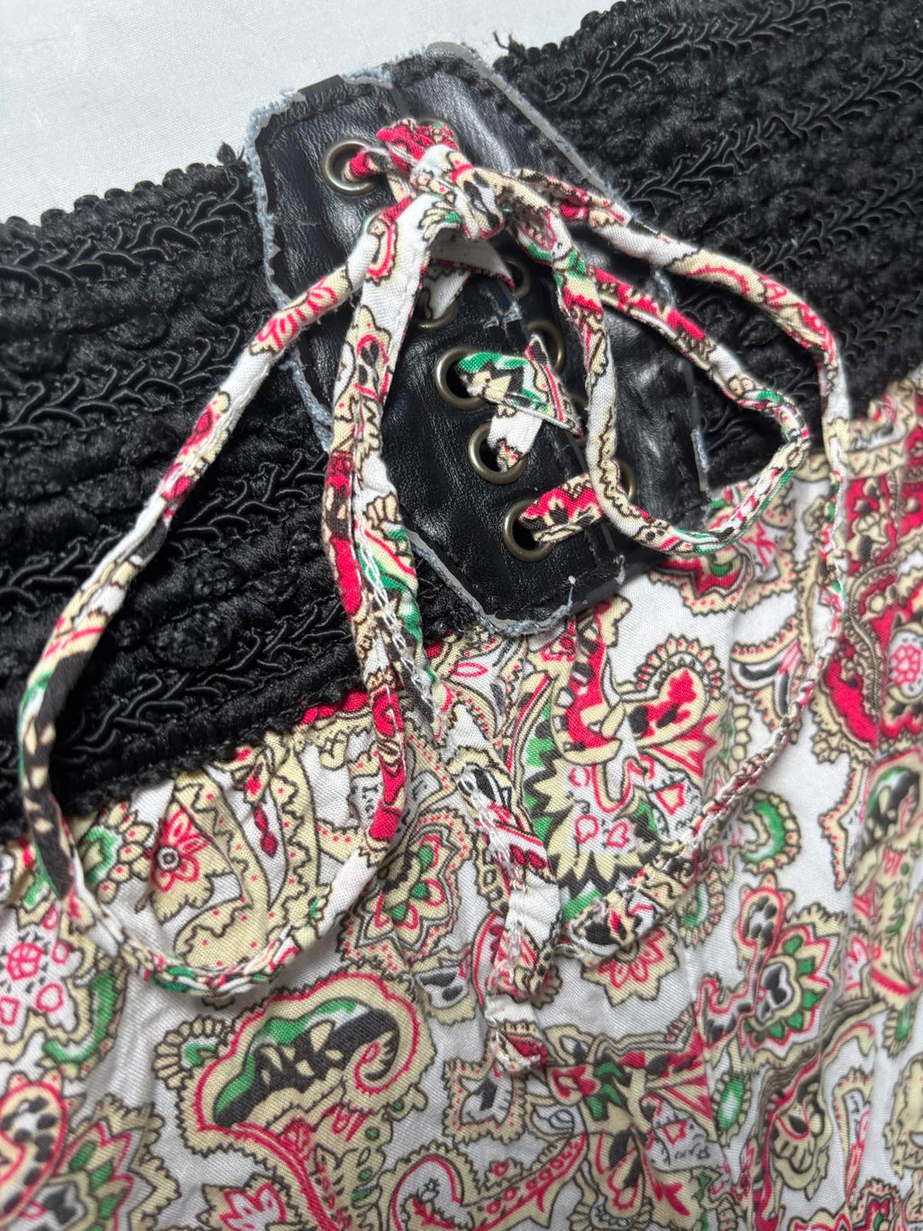 Women's Casual Wide-Leg Pants with Paisley Print and Stretch Waistband - Come Sell Nearly Anything