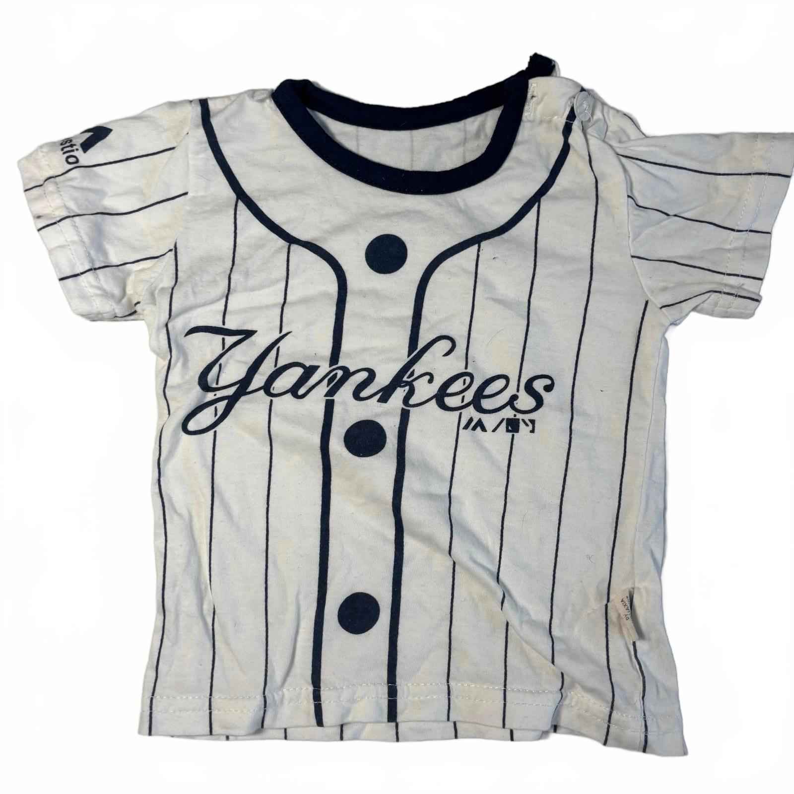 Majestic Unisex Kids Yankees Baseball Shirt Size 4T