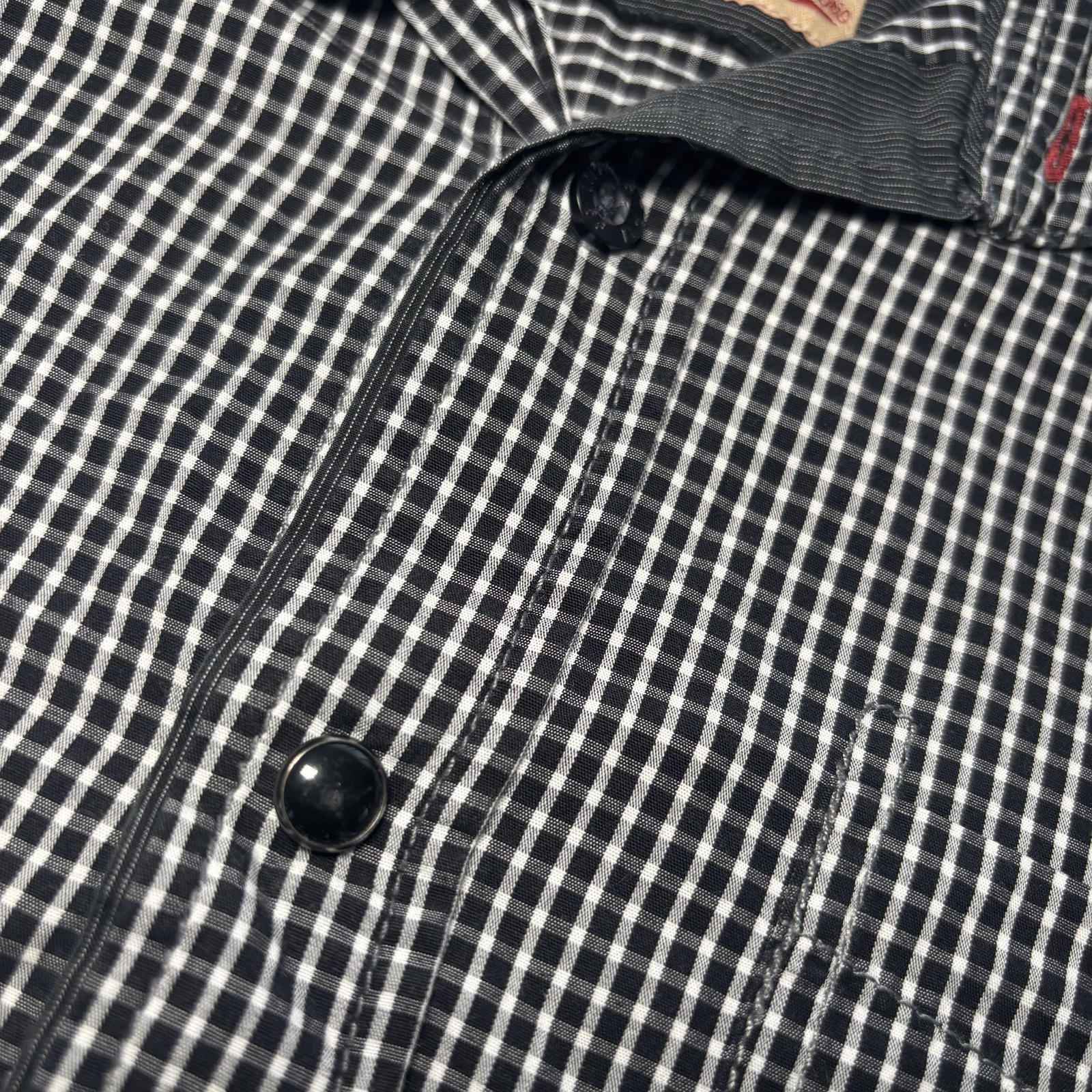 Industrie Clothing Large Men's Checker Short Sleeve Button-Up Shirt