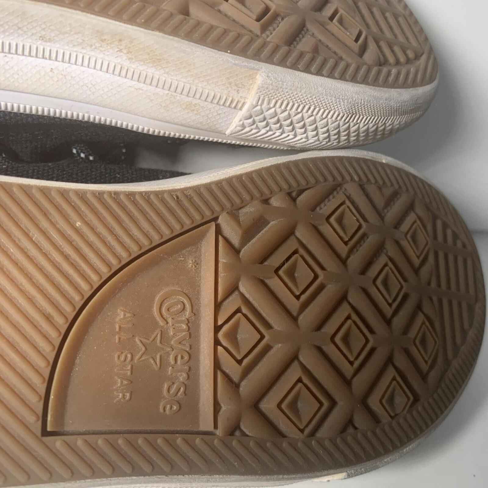 Converse Kid Chuck Taylor All Star II Low Sneaker Ox 5 US 2 Black Volt Gum Lnew.