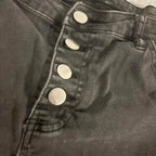 Minx & Moss Women's Denim Shorts Size Waist 36 cm - Come Sell Nearly Anything