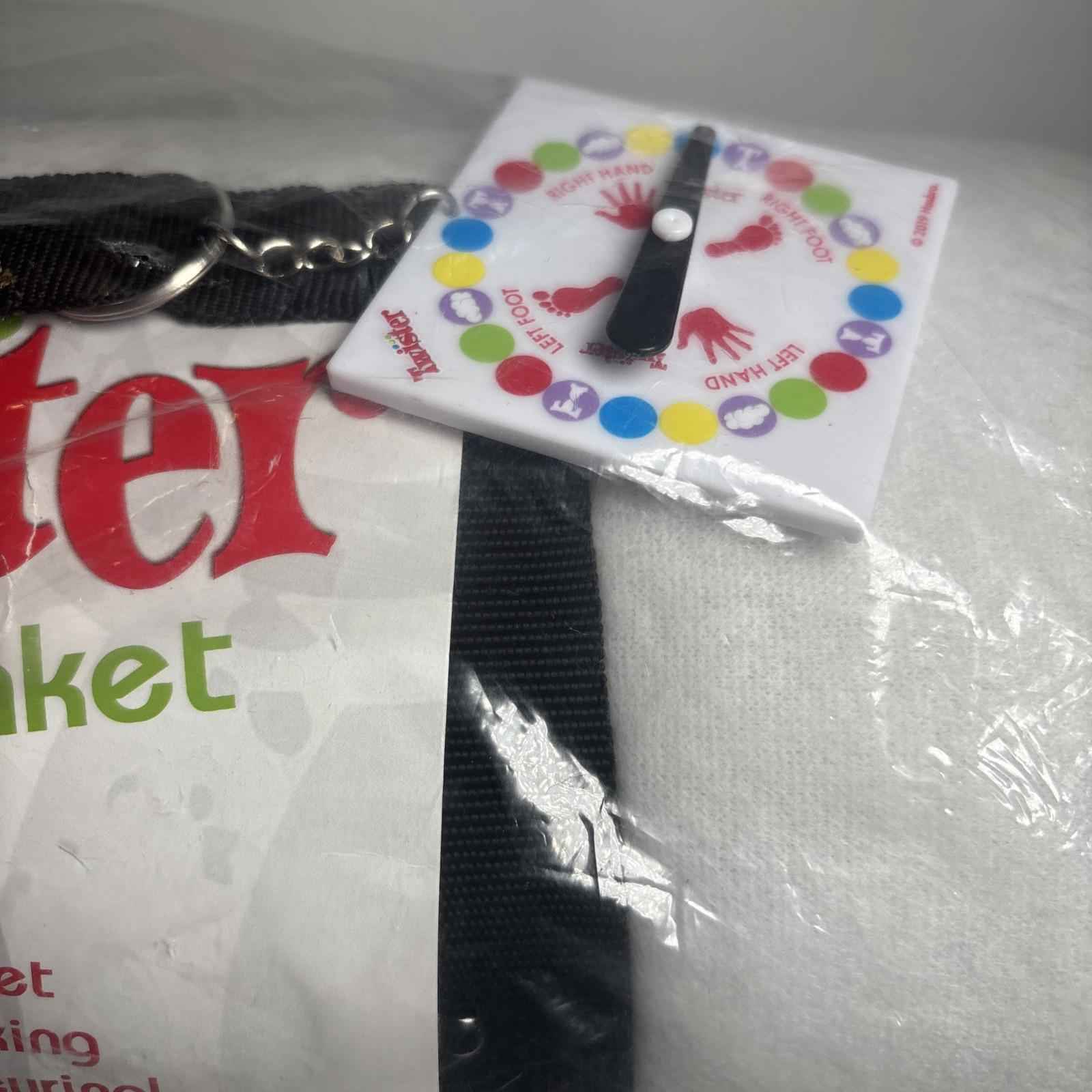 TWISTER Picnic Blanket Outdoors Camping Fun Mat Rug T6 Letting Spinner Waterpr