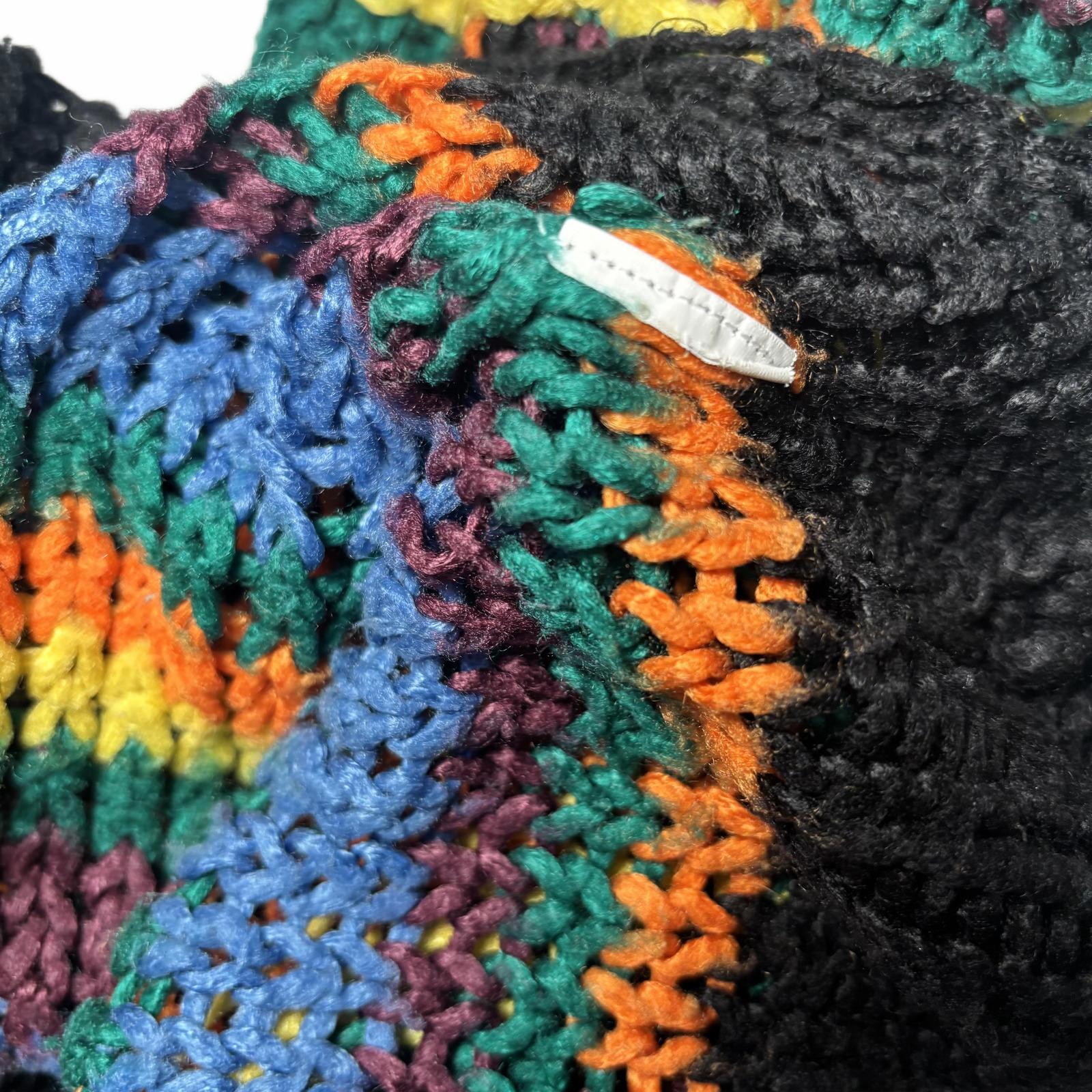 Pink Diamond Medium/Large Knit Sweater Multicolor Striped - Come Sell Nearly Anything