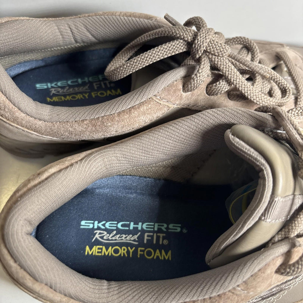 Skechers Men's Sneakers Size 7.5 Relaxed Fit Memory Foam 48963 - Come Sell Nearly Anything
