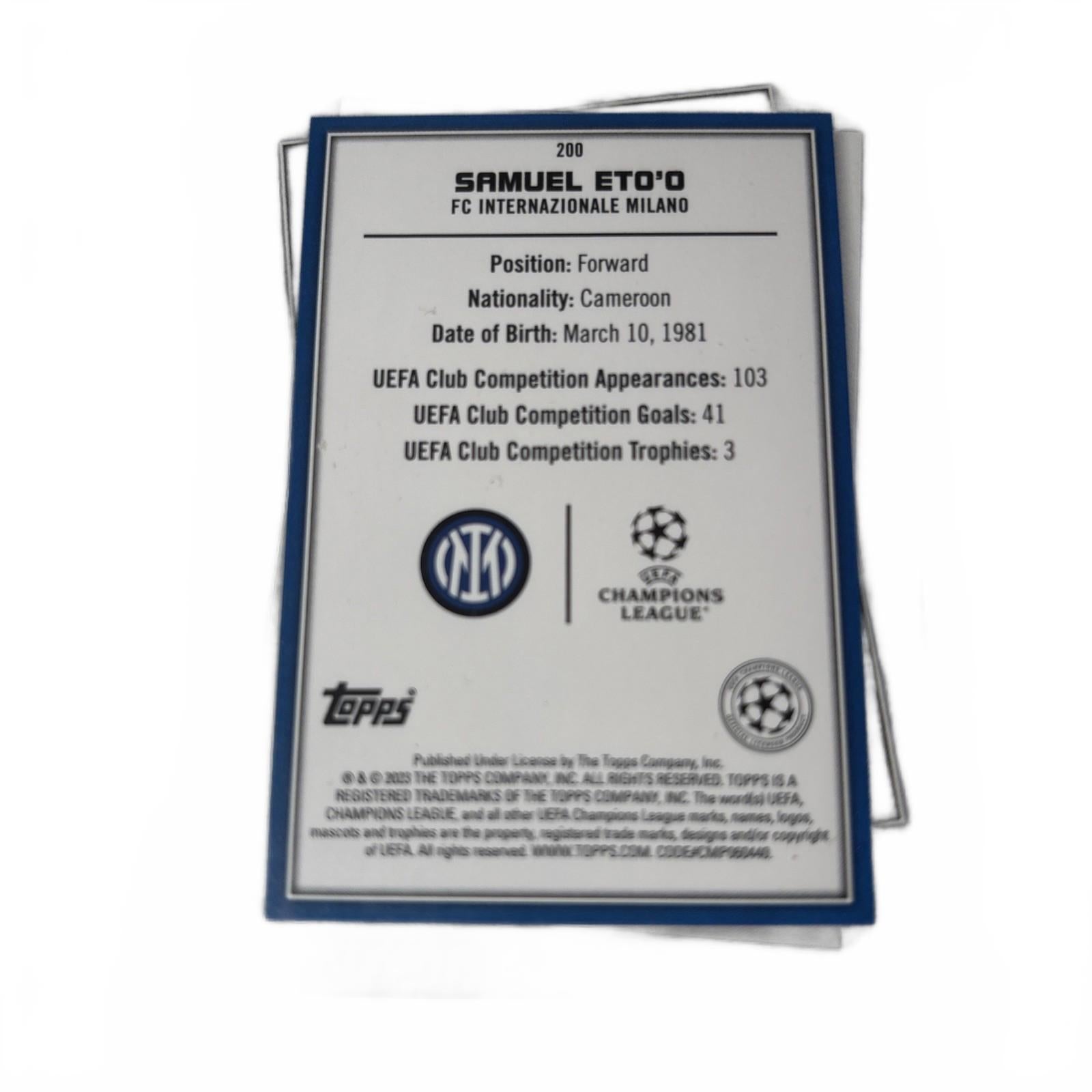 2022-23 Topps UEFA Superstars Samuel Eto'o Common Yellow #200 +  Action Image