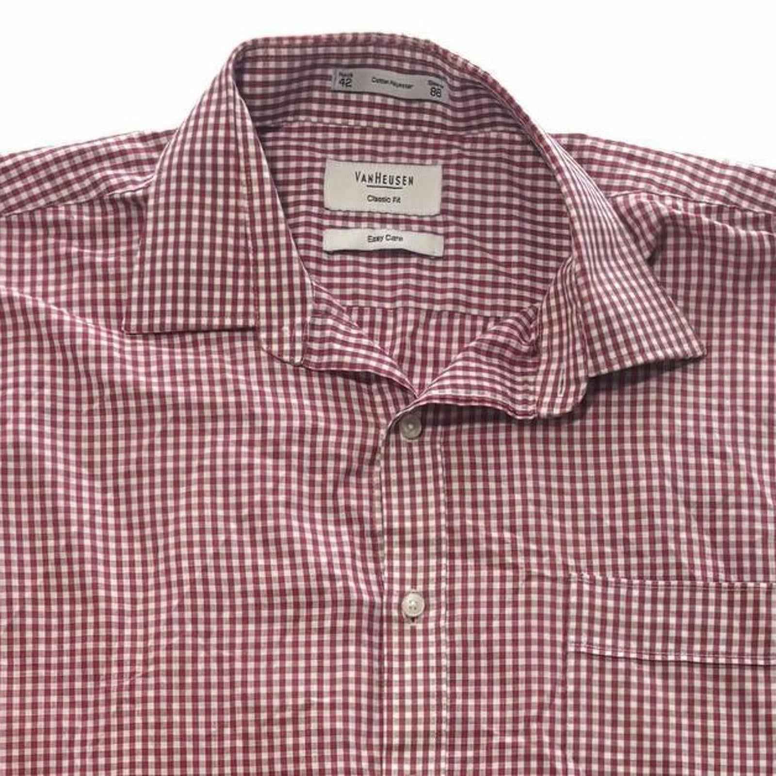 Van Heusen Classic Fit Men's Dress Shirt Size 42 Burgundy Check