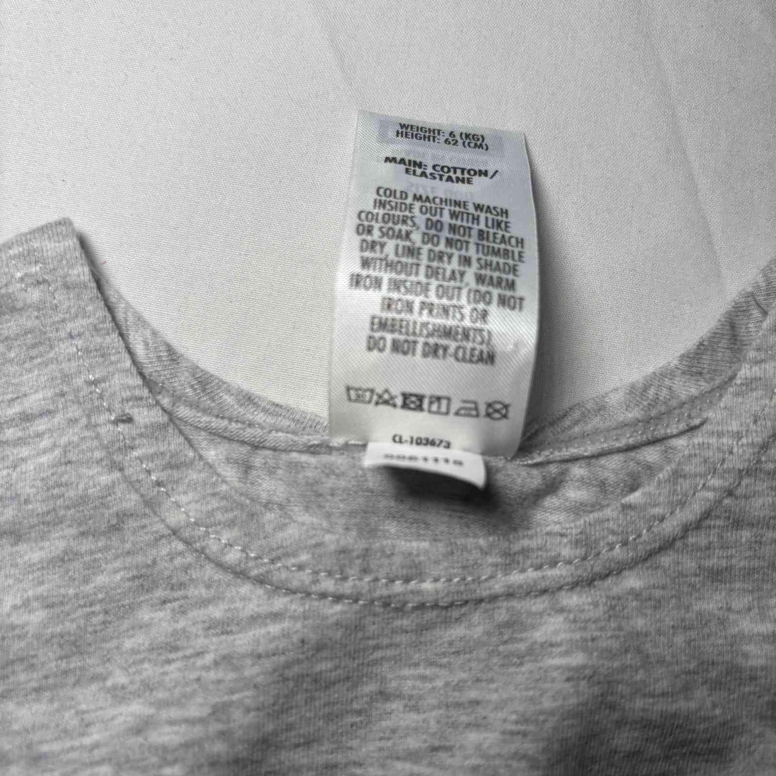 Bonds Baby Romper Size 000 (0-3 Months) Grey Super Hero Graphic