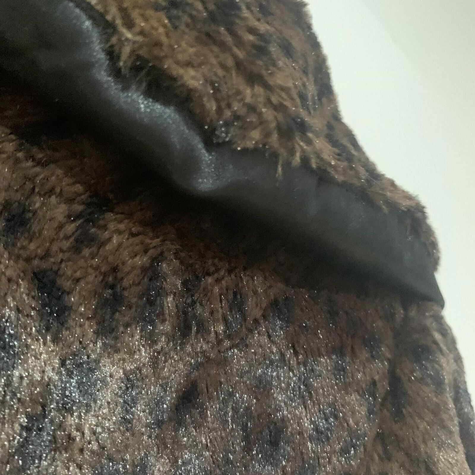 Liz Jordan women's faux Fur Leopard Print jacket size S. Great Cond. - Come Sell Nearly Anything