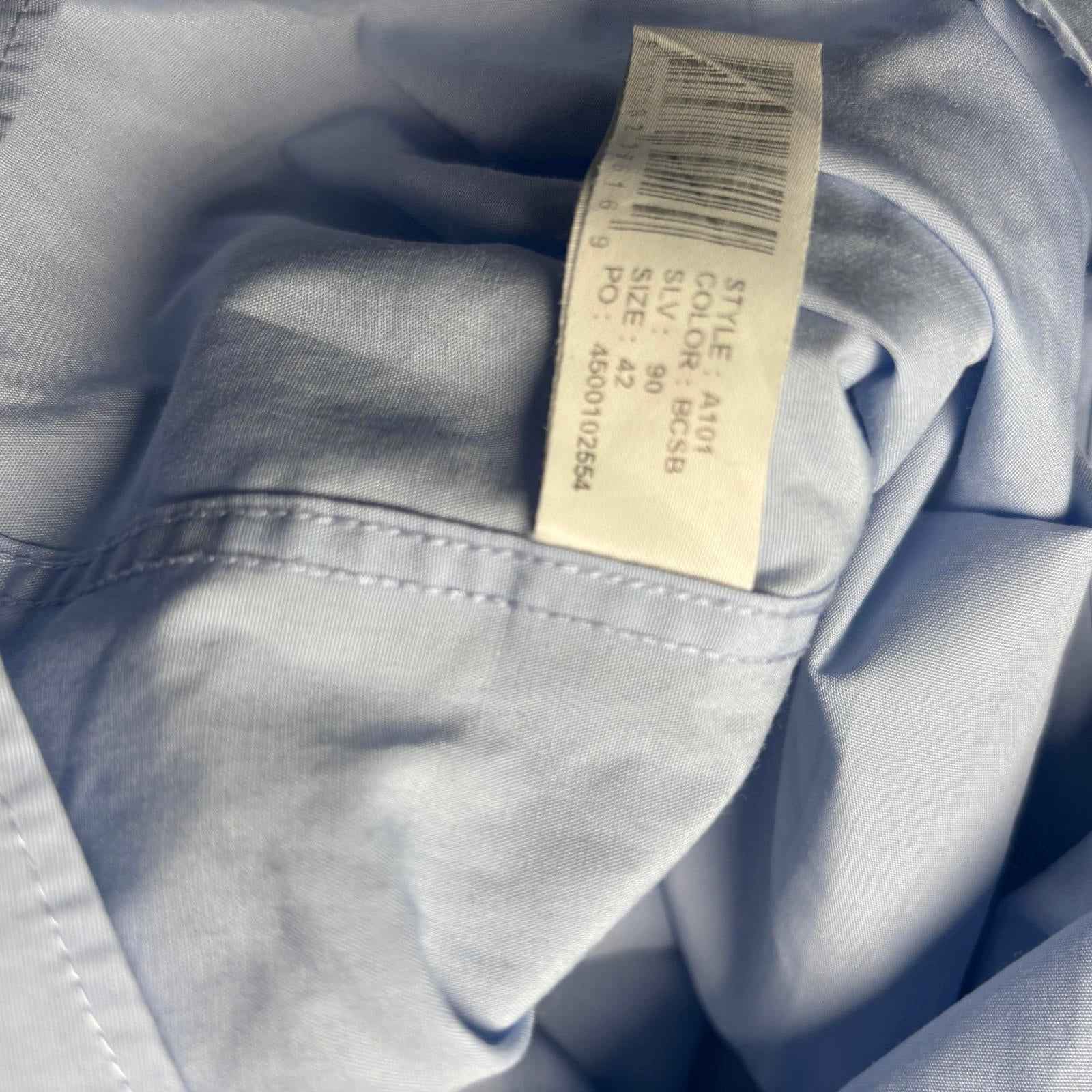 Van Heusen Classic Fit Men's Dress Shirt Size 42 Light Blue