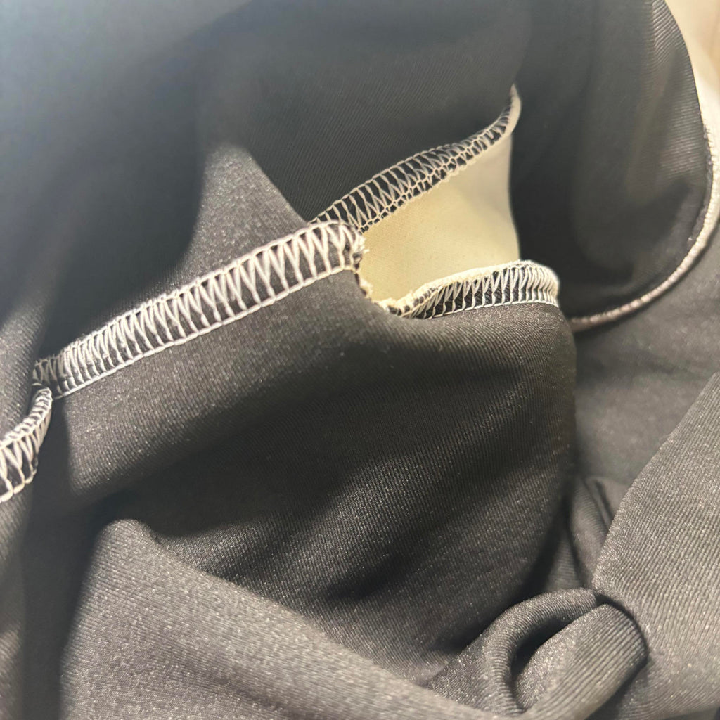 Elegant Black Pinstripe Long Sleeve Dress with White Collar and Belt - Size 40 - Come Sell Nearly Anything