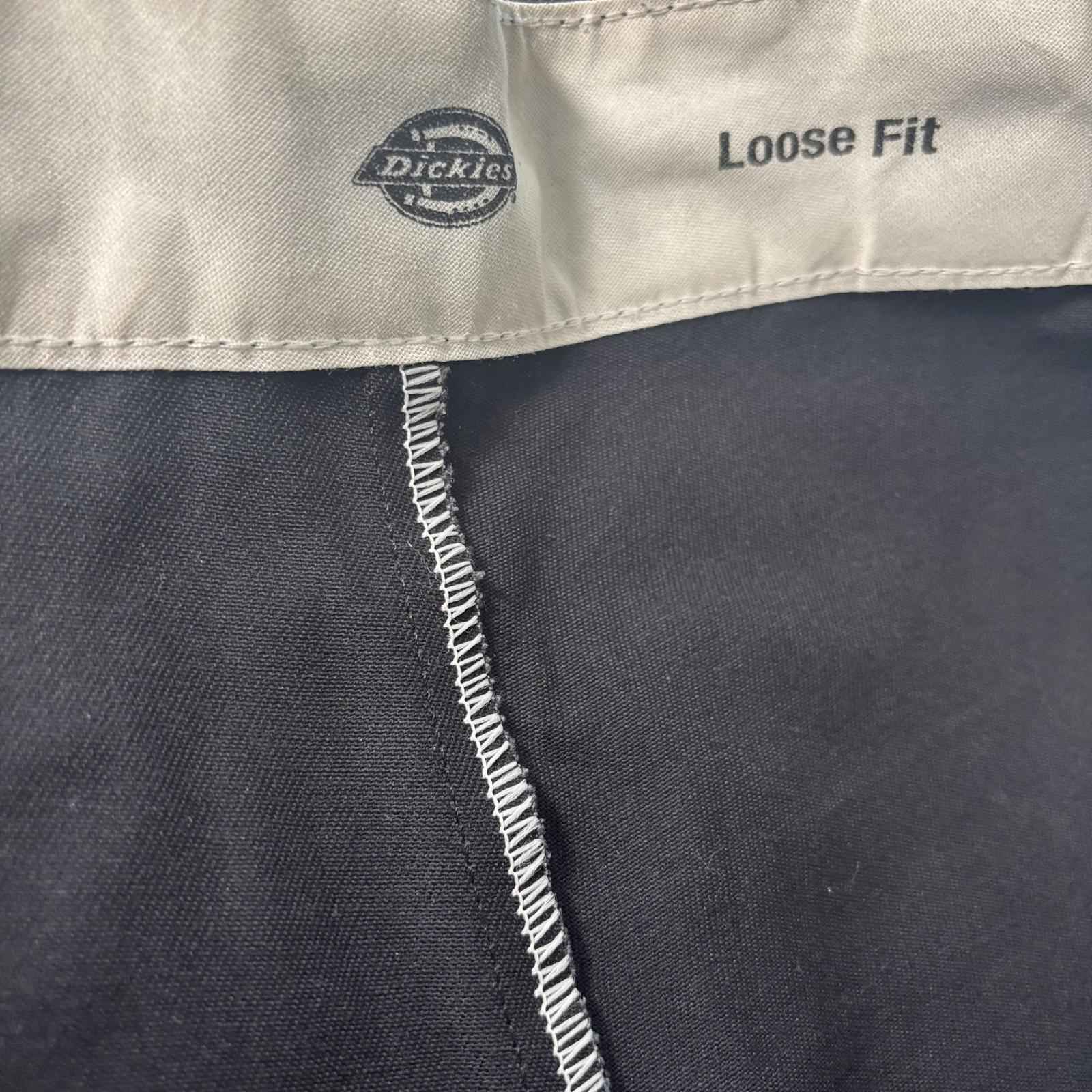 Dickies Men's Loose Fit Casual Shorts Size 48 Black #Menswear #CasualShorts #LoF