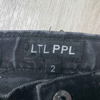 LTL PPL Denim Shorts Size 2 Black Unisex Pre Owned.