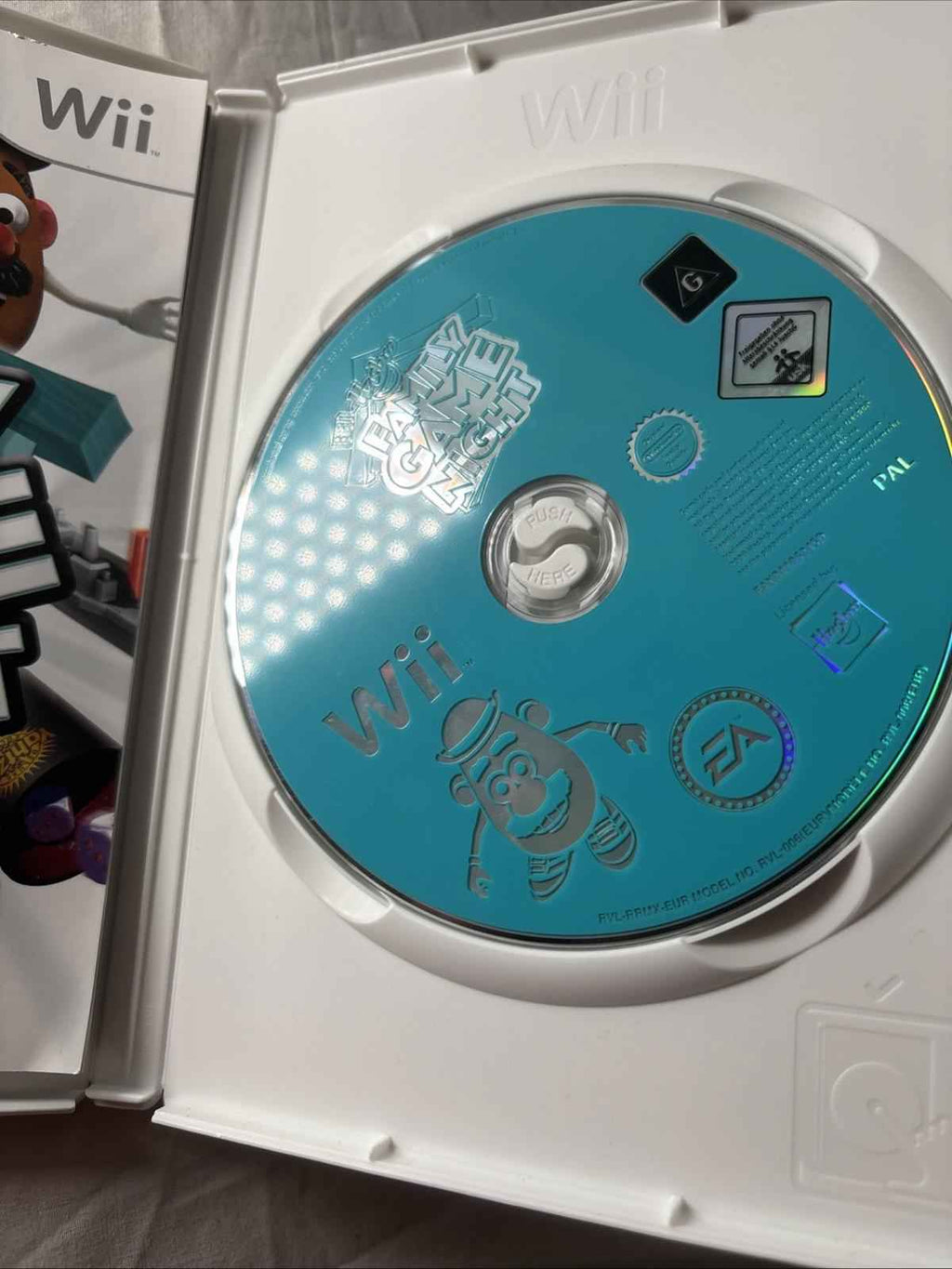 Hasbro Family Game Night + Manual - Nintendo Wii Game Complete