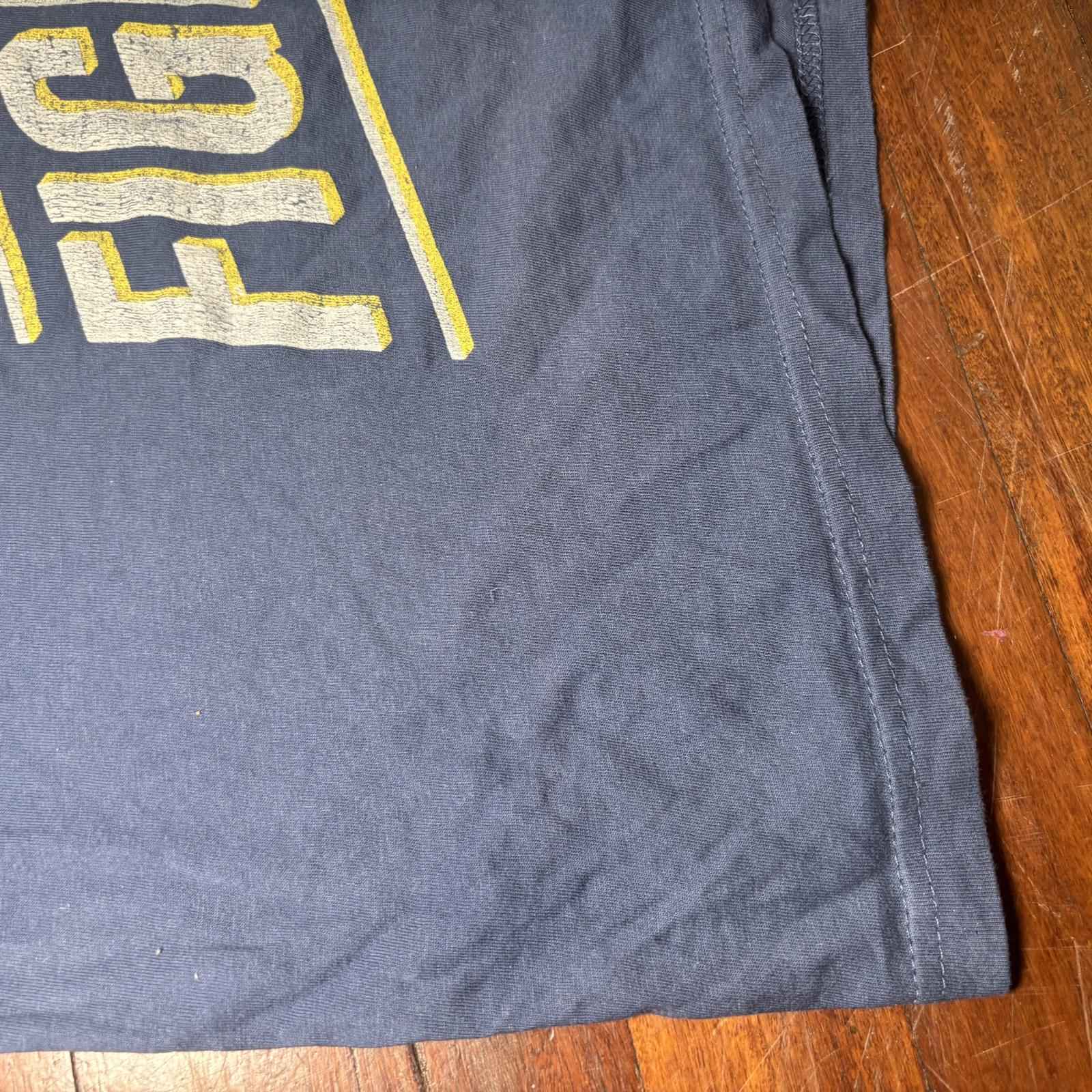 Foo Fighters Men's T-Shirt 2XL Band Tee Vintage Rock Graphic Shirt