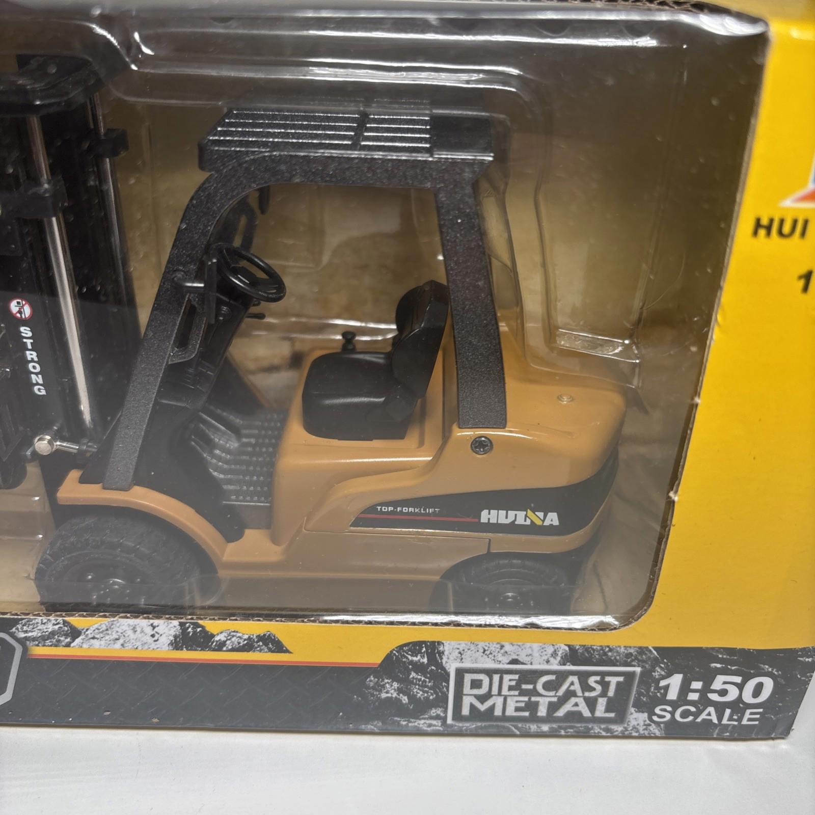 Huina Forklift 1:50 Scale Diecast Metal Model Professional Toy 1717