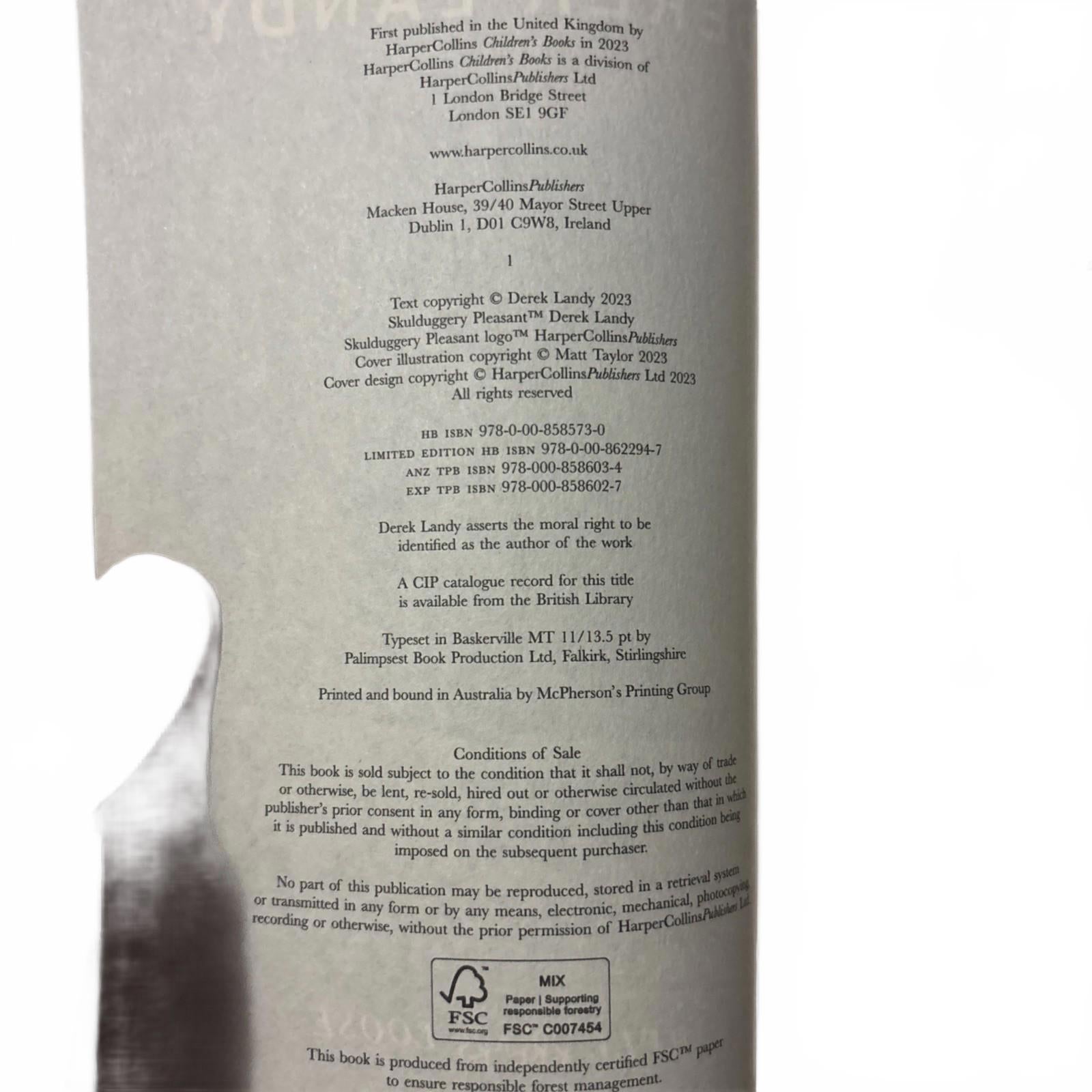 Hell Breaks Loose (Skulduggery Pleasant) (Skulduggery Pleasant) by Landy, Derek - Come Sell Nearly Anything