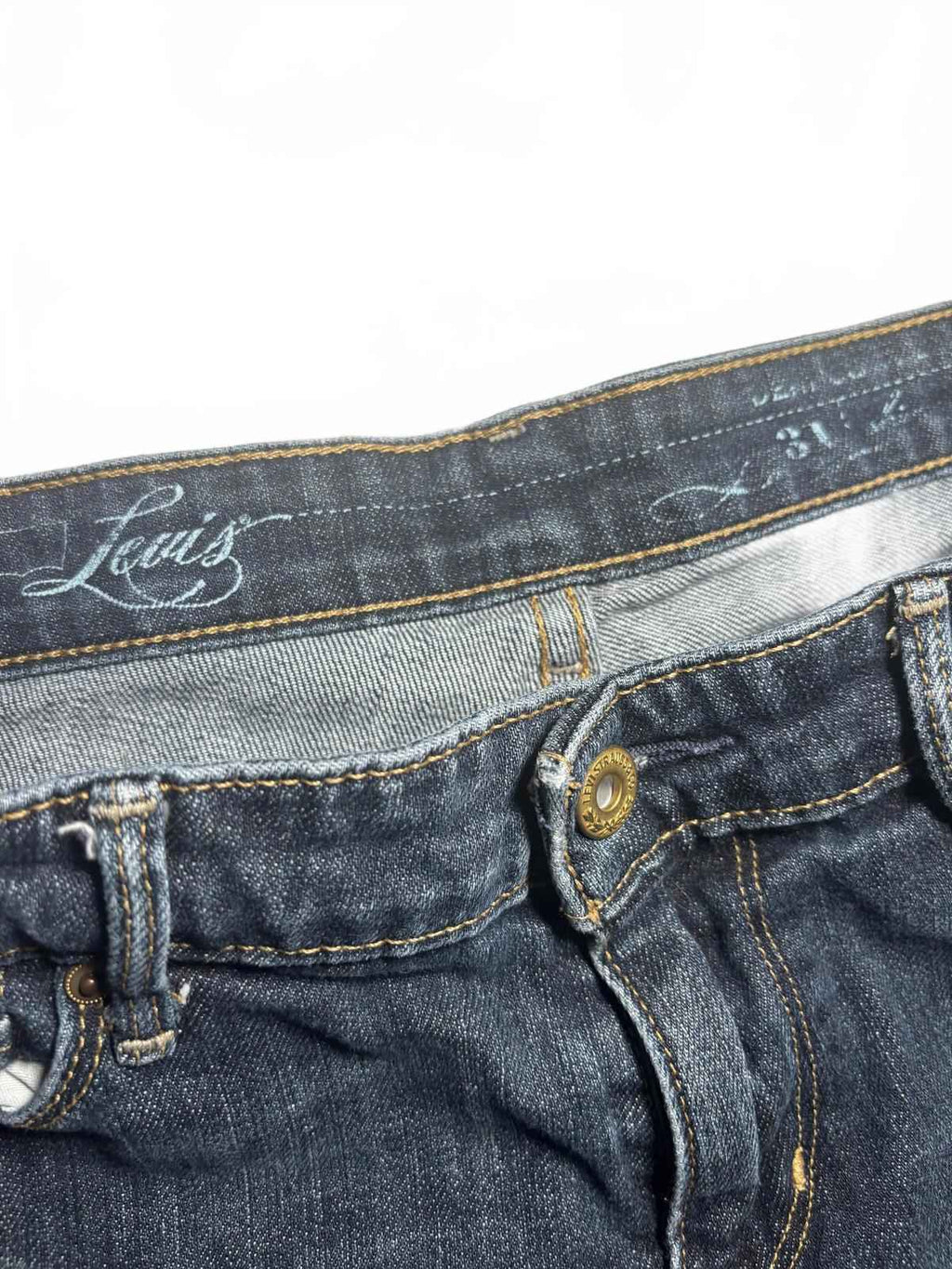Levi's Men's Jeans Size Waist 43 cm, Inner Leg 84 cm, Length 106 cm