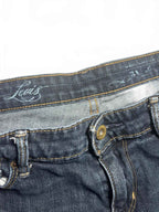 Levi's Men's Jeans Size Waist 43 cm, Inner Leg 84 cm, Length 106 cm
