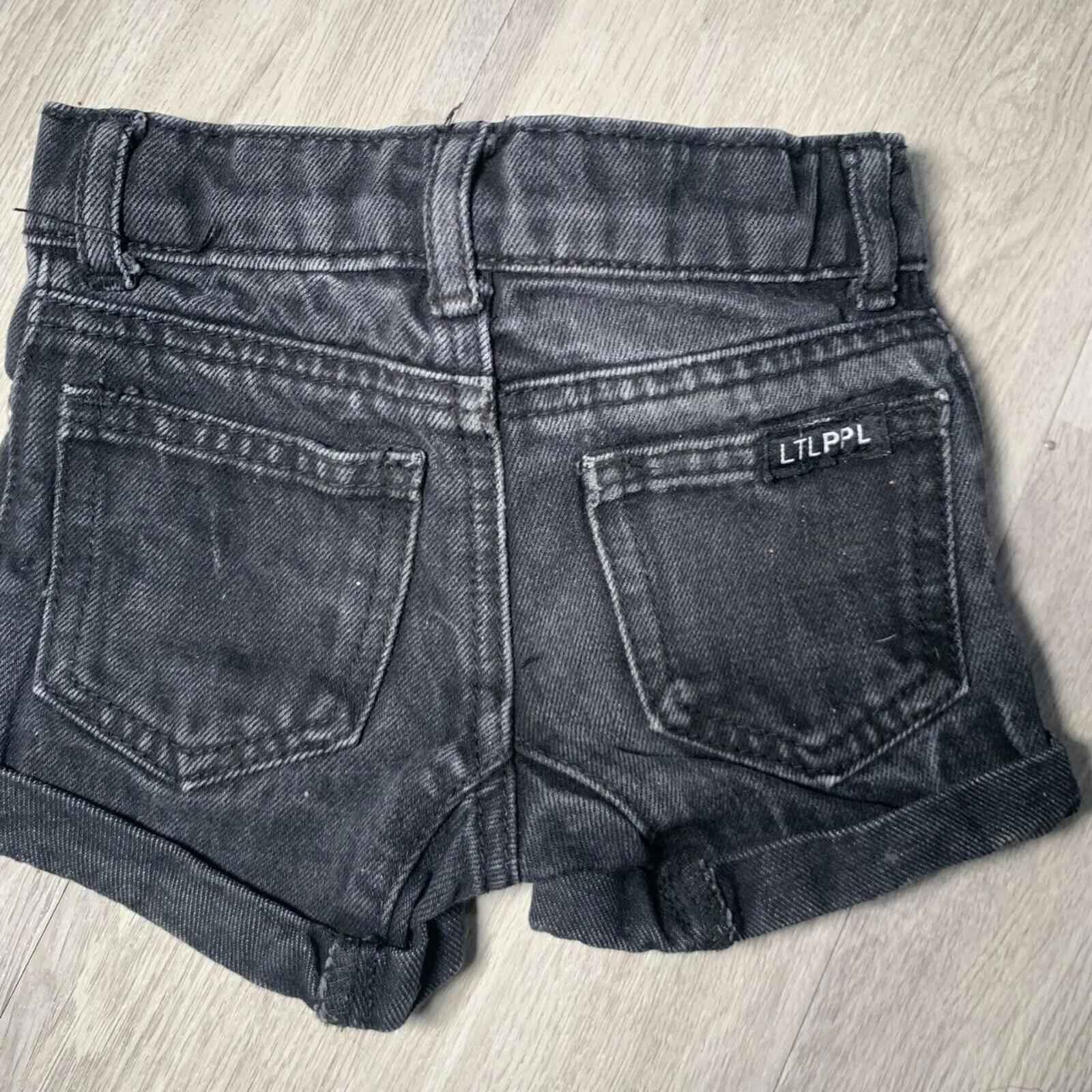 LTL PPL Denim Shorts Size 2 Black Unisex Pre Owned.