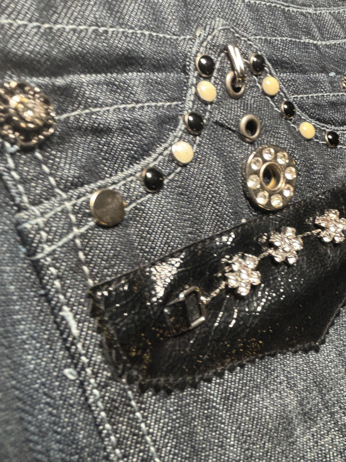 D&M WoMen's Jeans Size 28 Y2K Denim - Come Sell Nearly Anything