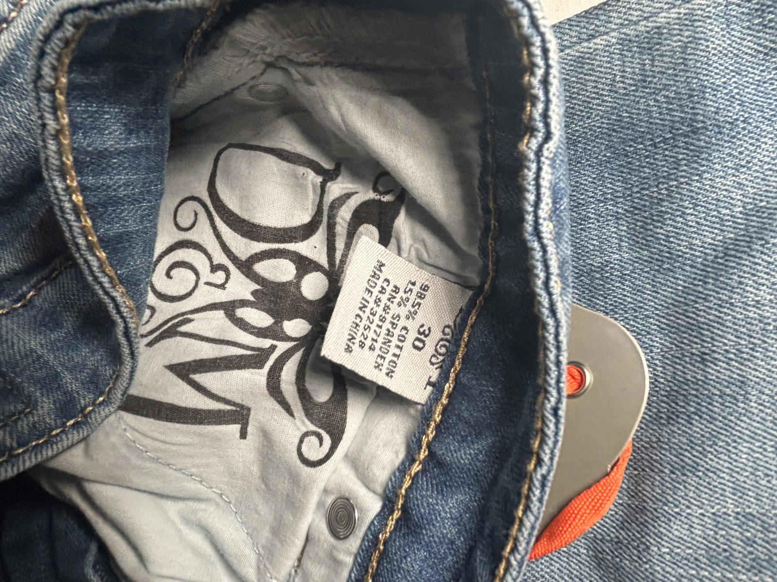 D&M Women's Boot Cut Jeans Size 30 Denim Stylish Eyelet Detail - Come Sell Nearly Anything