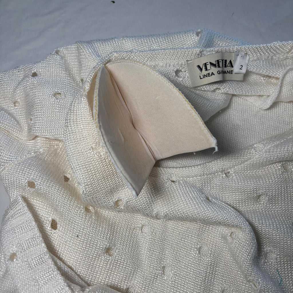 Venetia Linea Giovane Women's Short Sleeve Knit Top - White, Size 2 VTG - Come Sell Nearly Anything