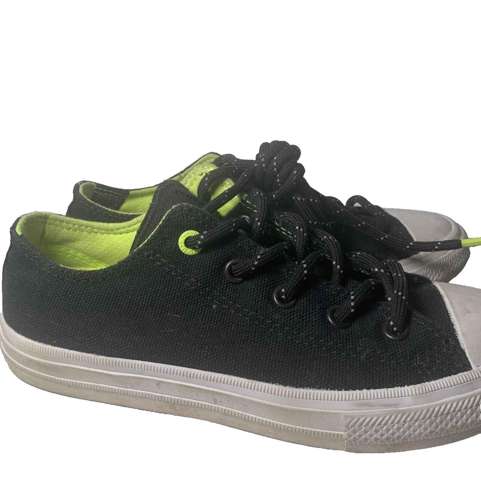 Converse Kid Chuck Taylor All Star II Low Sneaker Ox 5 US 2 Black Volt Gum Lnew.