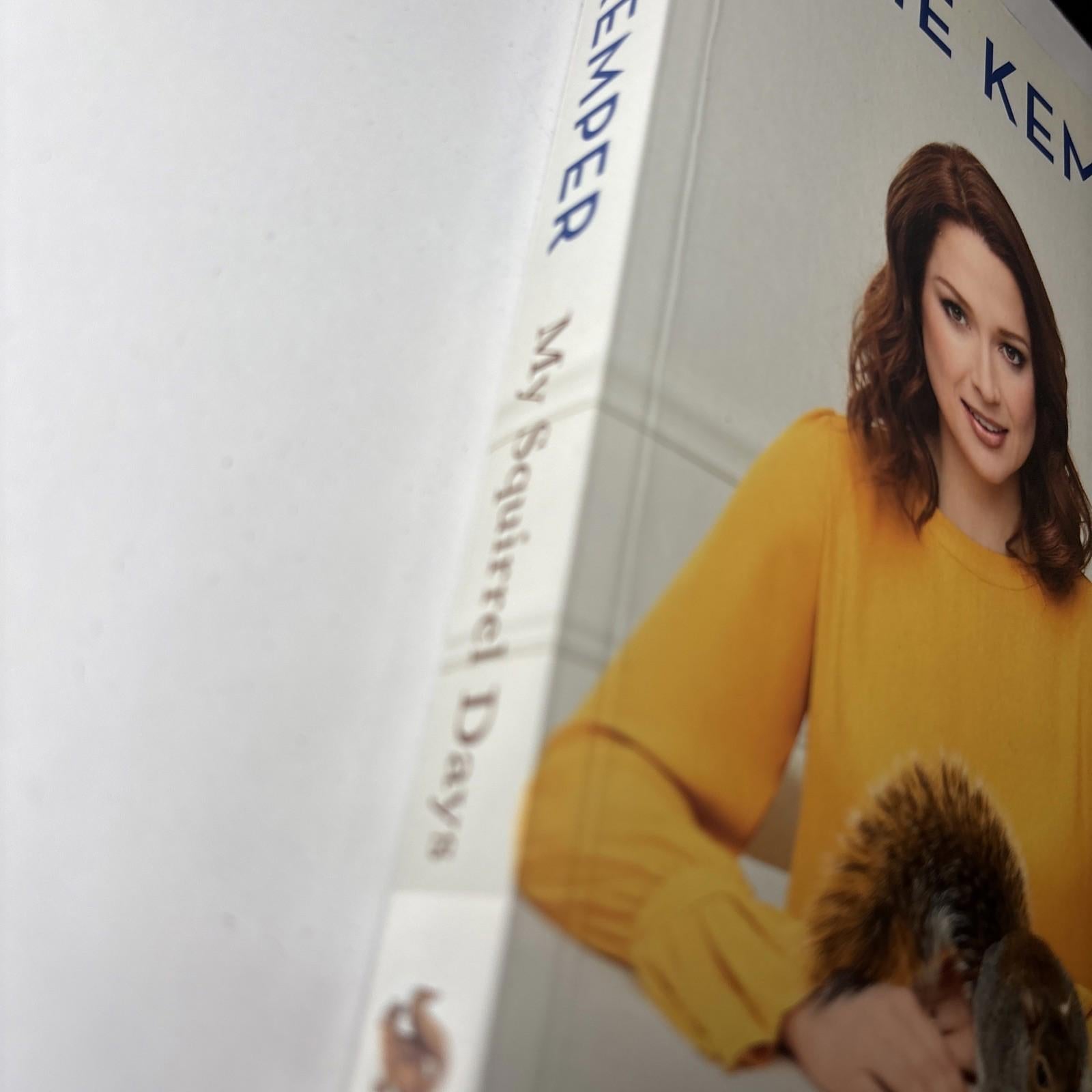 My Squirrel Days by Ellie Kemper Paperback Book Biography Memoir Entertainment - Come Sell Nearly Anything