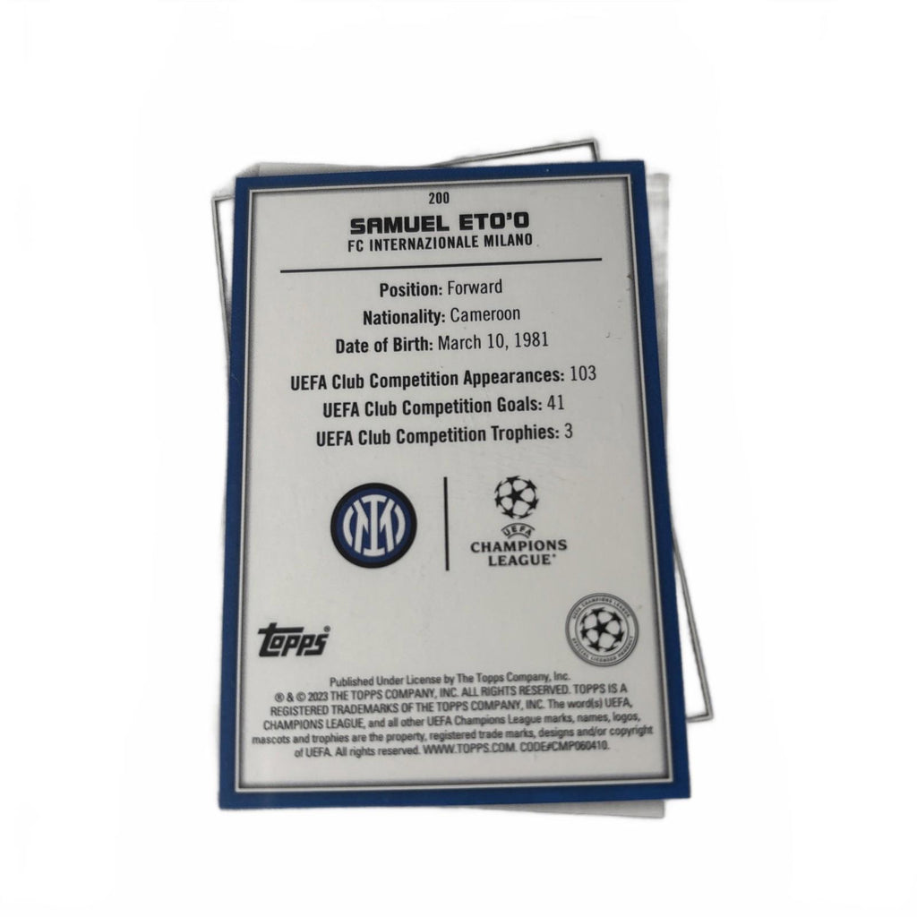 2022-23 Topps UEFA Superstars Samuel Eto'o Common Yellow #200 +  Action Image