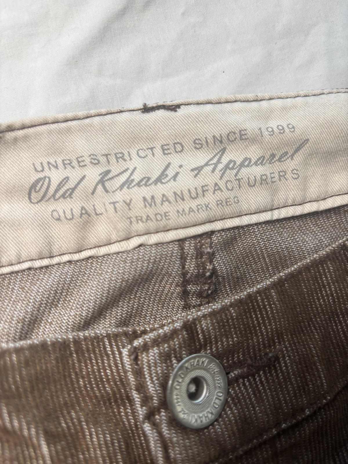 Old Khaki Women's Corduroy Pants Size Waist 40cm - Come Sell Nearly Anything