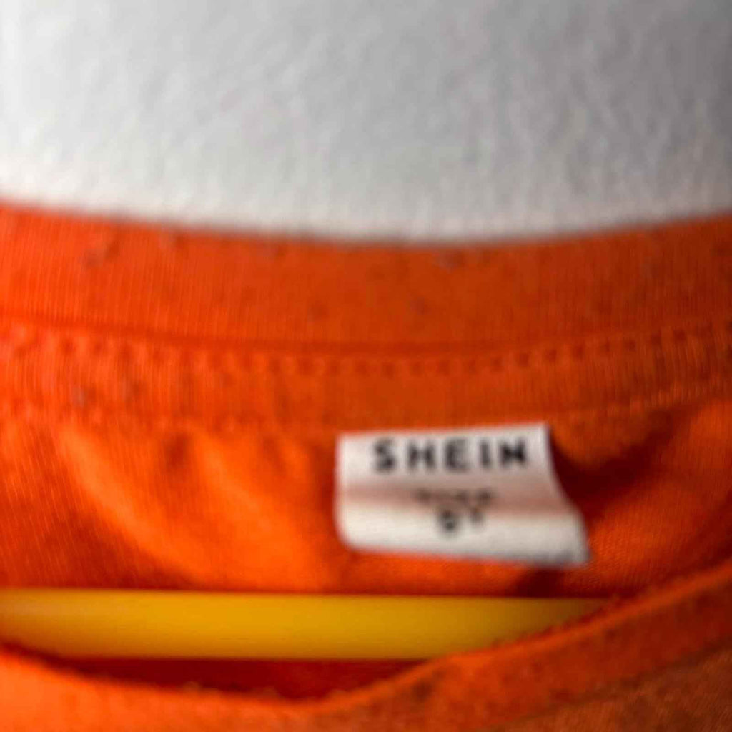 Shein s 6Y Orange and black graphic tee with a bold design #goth #grunge T1-12