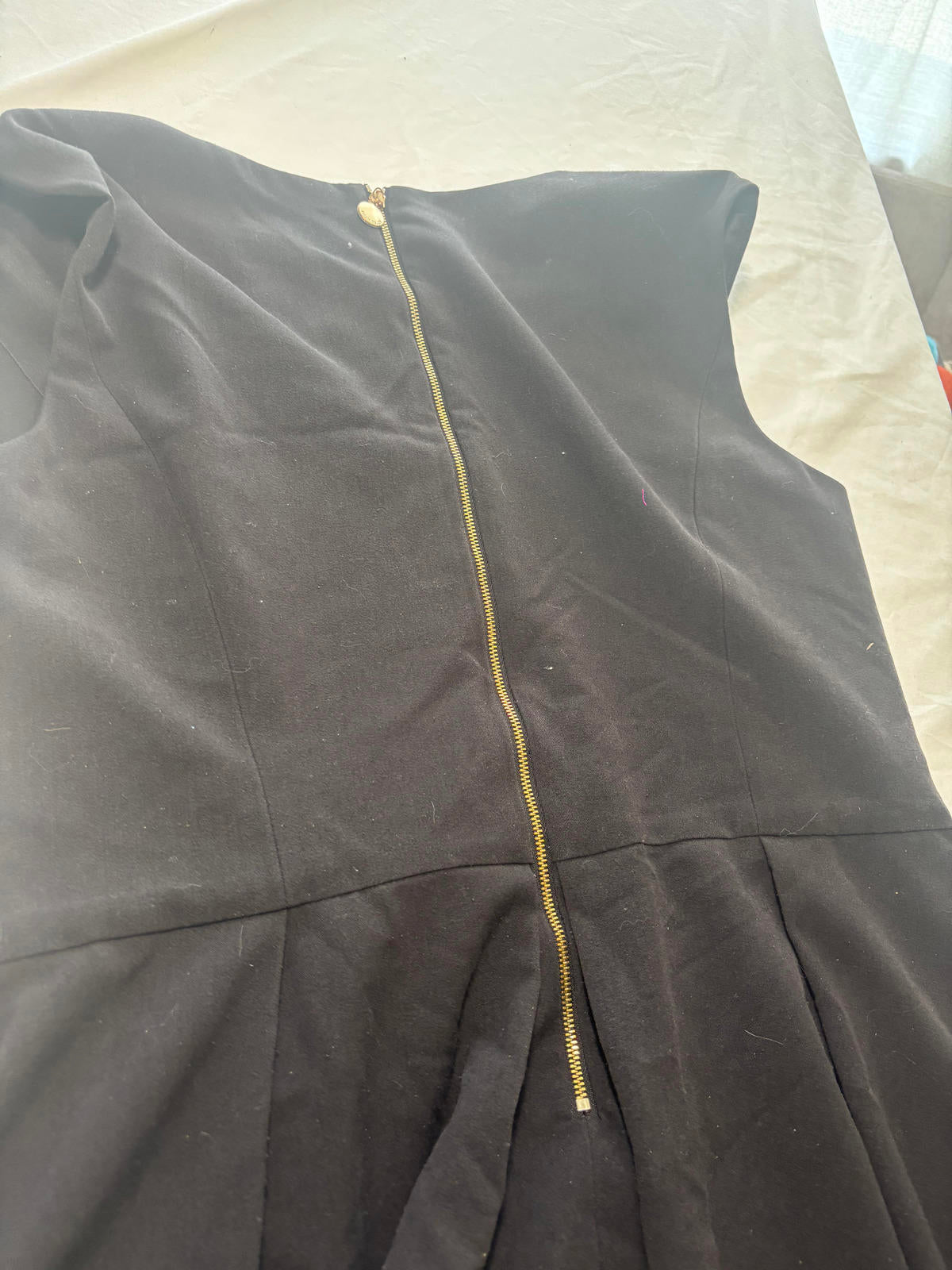 Ellen Tracy Black Sleeveless Dress Size M Classic Elegant Workwear - Come Sell Nearly Anything