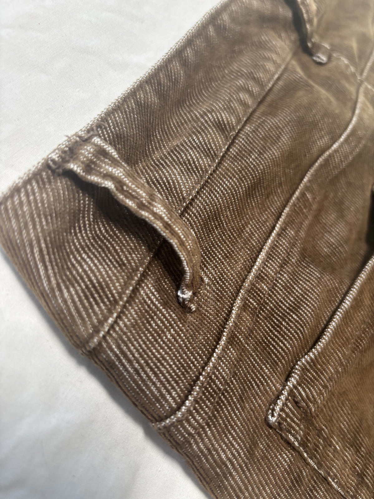 Old Khaki Women's Corduroy Pants Size Waist 40cm - Come Sell Nearly Anything