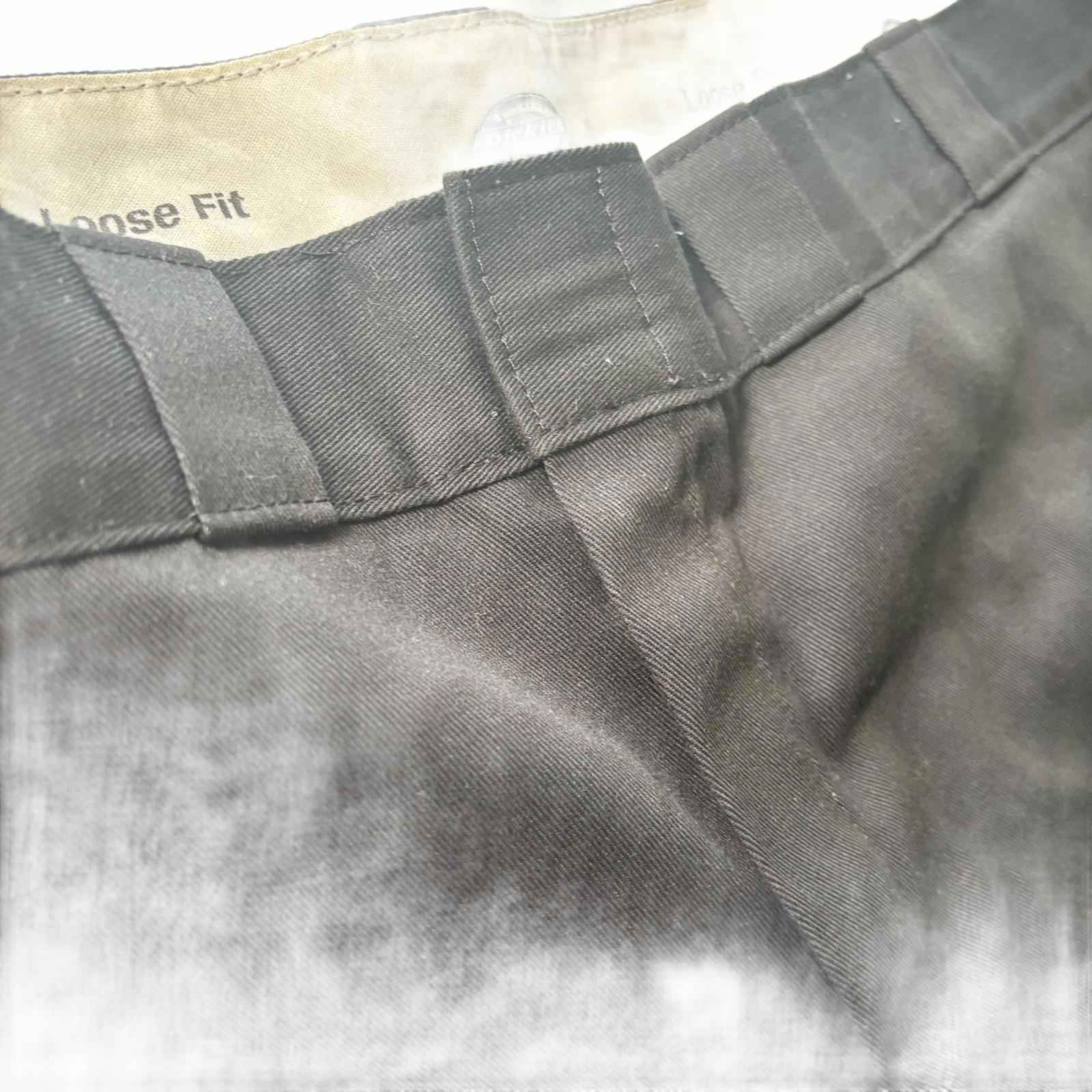 Dickies Men's Loose Fit Casual Shorts Size 48 Black #Menswear #CasualShorts #LoF