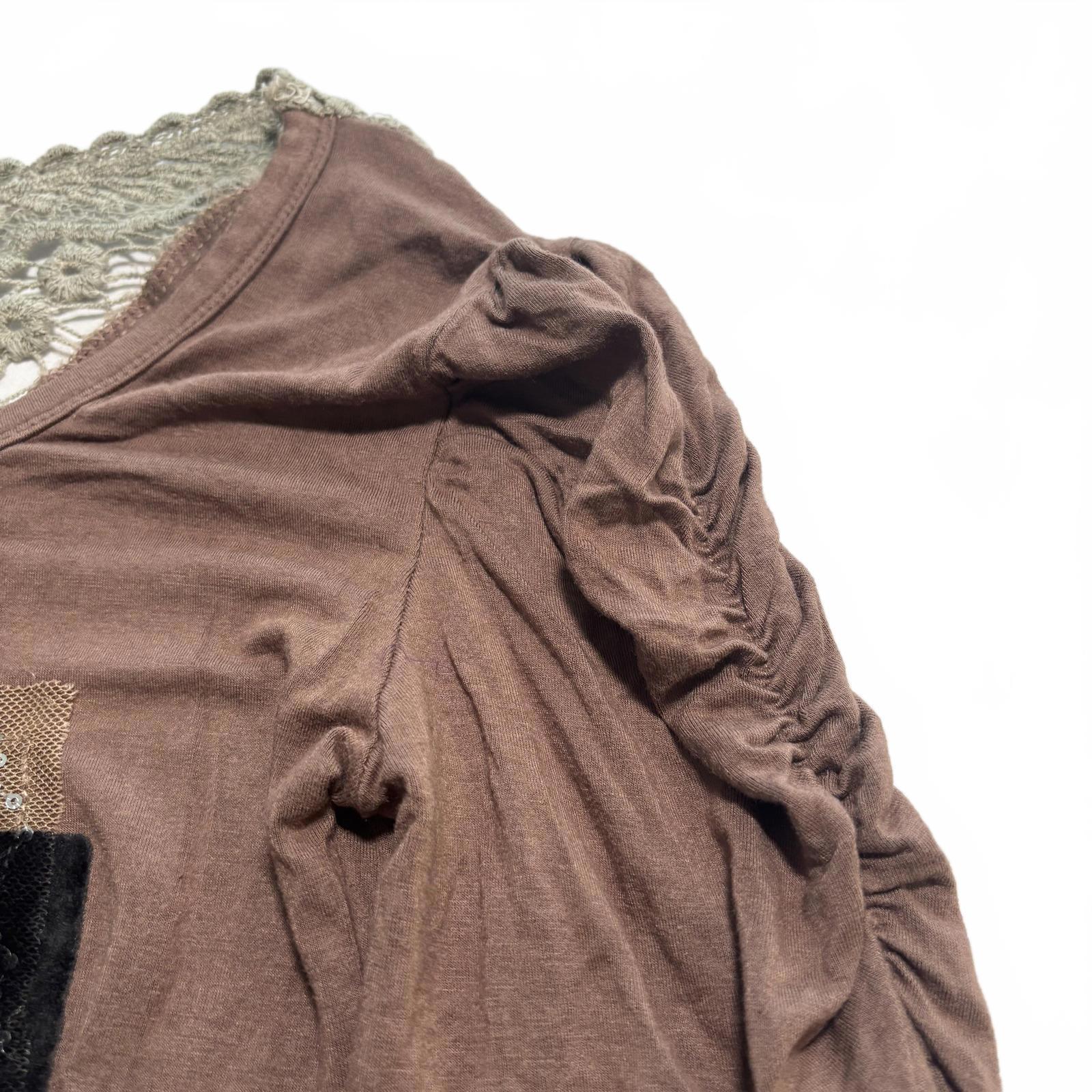 Hearts & Roses Women's Long Sleeve Top Size M Brown Embellished - Come Sell Nearly Anything