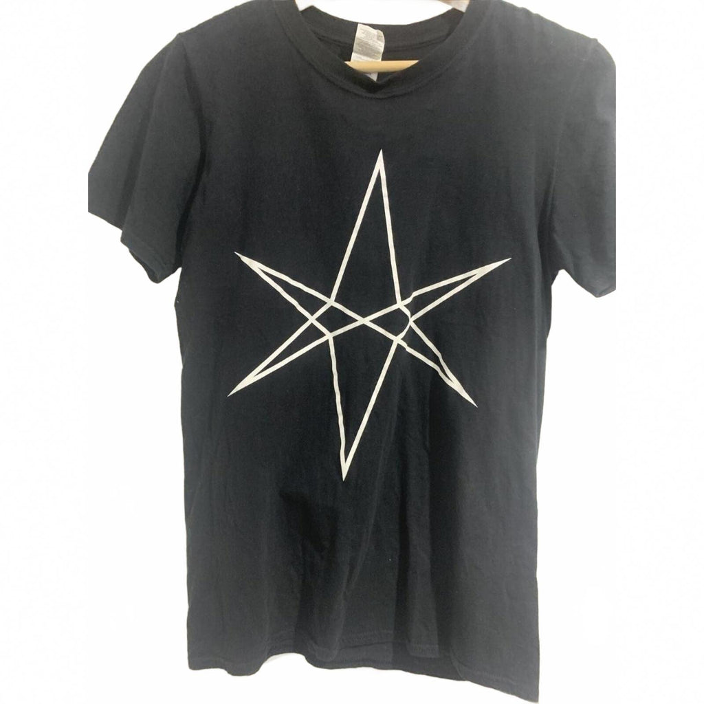 Bring Me the Horizon 2019 size Small First Love World Your Shirt VGC. - Come Sell Nearly Anything