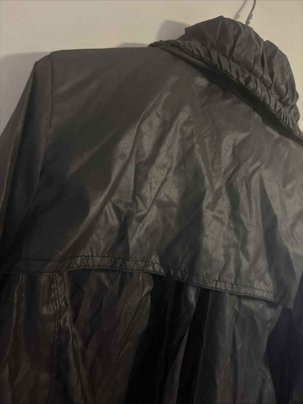 FOREVER NEW WOMEN  Dark Grey Rain Cropped Lined JACKET  SIZE 16