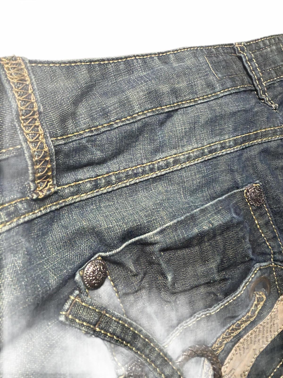 D&M Women's Boot Cut Jeans Size 30 Denim Stylish Eyelet Detail - Come Sell Nearly Anything