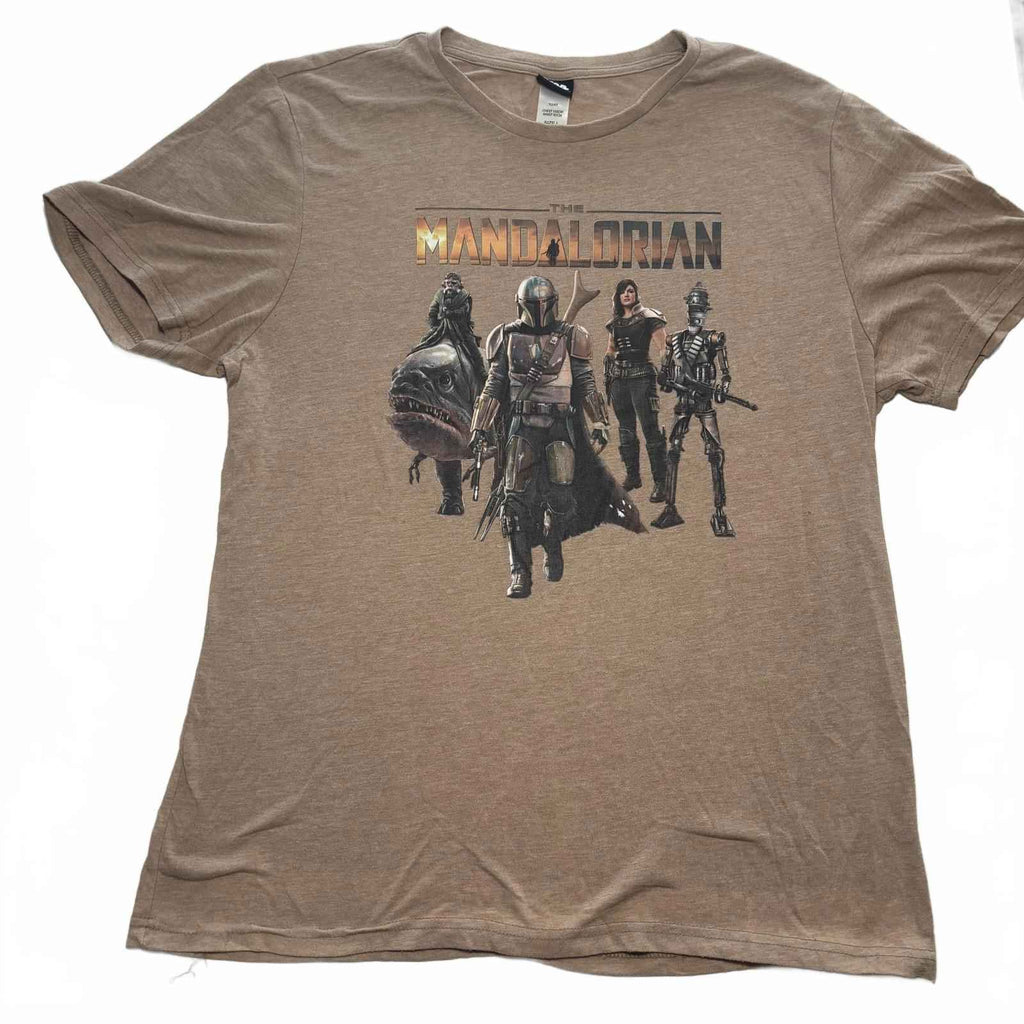 Star Wars The Mandalorian Men's Large Graphic T-Shirt