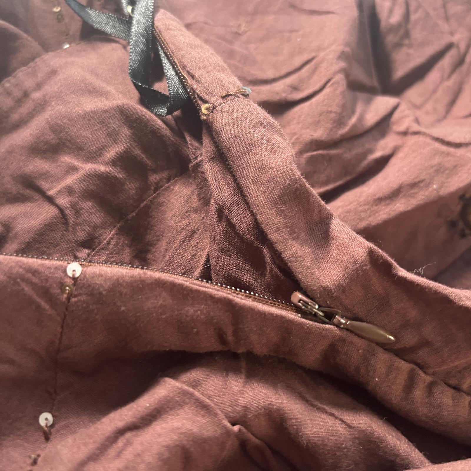 Persaman New York Women's Brown Embellished Skirt Size 2 Vintage Y2K