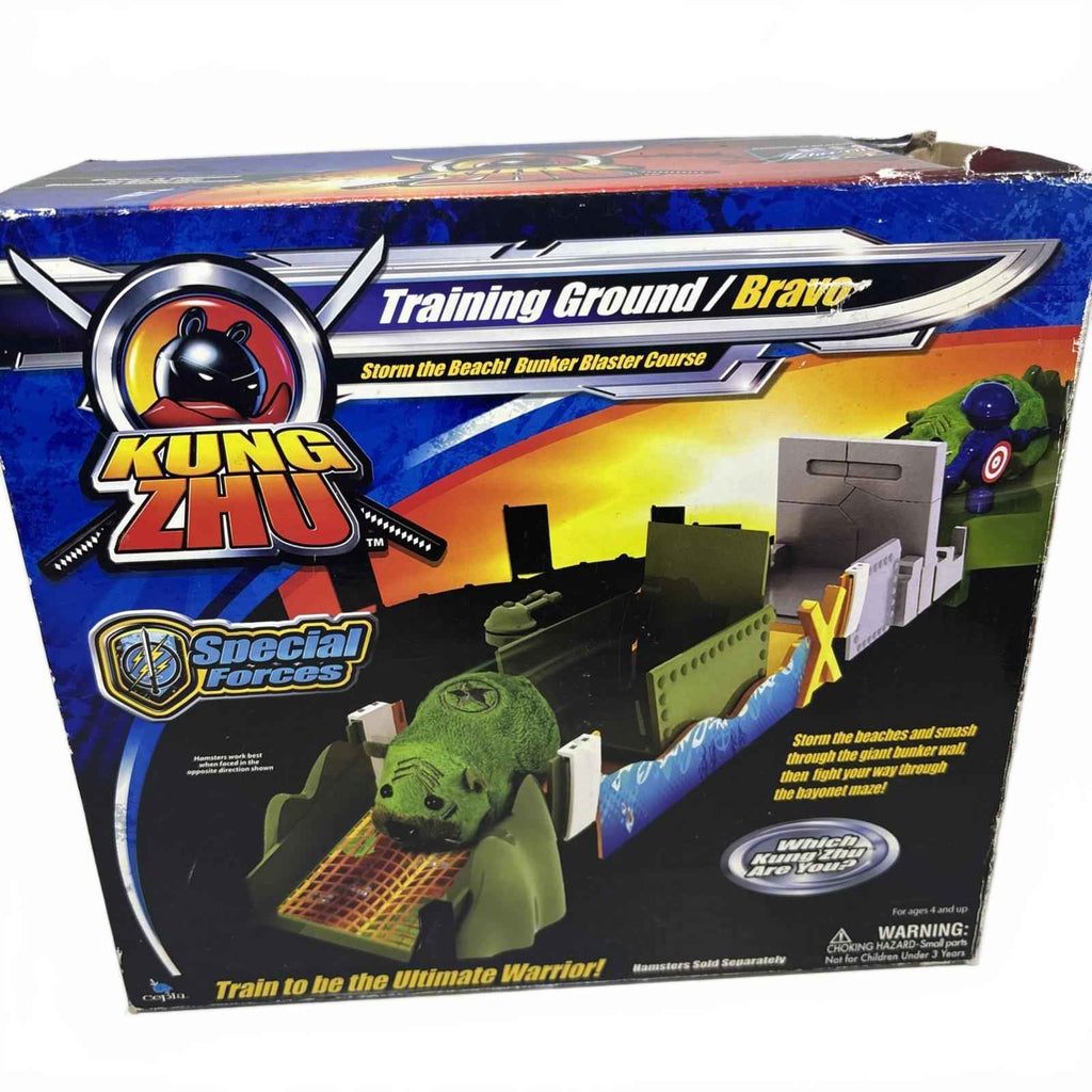 KUNG ZHU PETS SPECIAL FORCES TRAINING GROUND AGES 4+ 2010 SEALED Inside