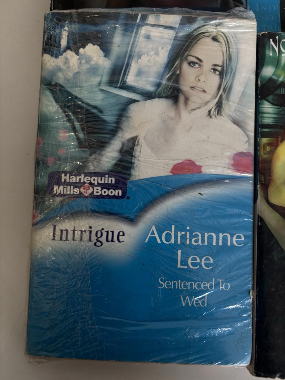 Mills and Boon + 9 Books Old and Vintage Bundle Romance Mixed lot # 8 - Come Sell Nearly Anything