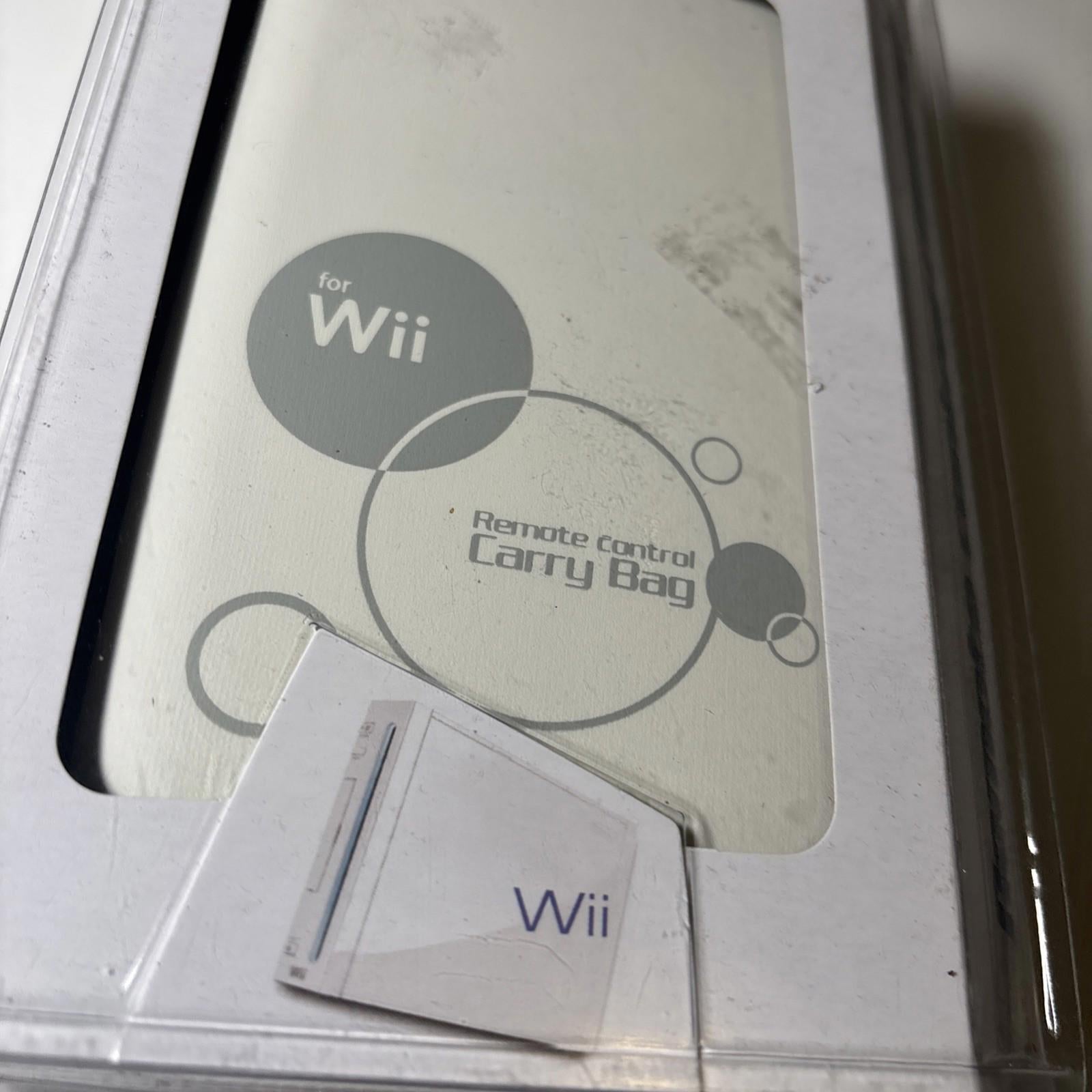 Brand New and Sealed Nintendo Wii Remote Control Carry Bag Madcow