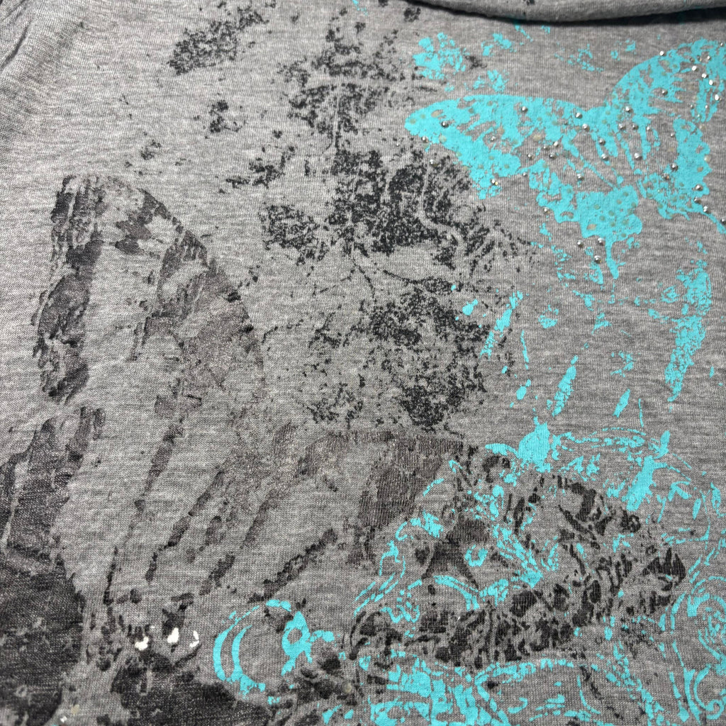 Ram Page Medium Women's Grey Graphic T-Shirt - Come Sell Nearly Anything