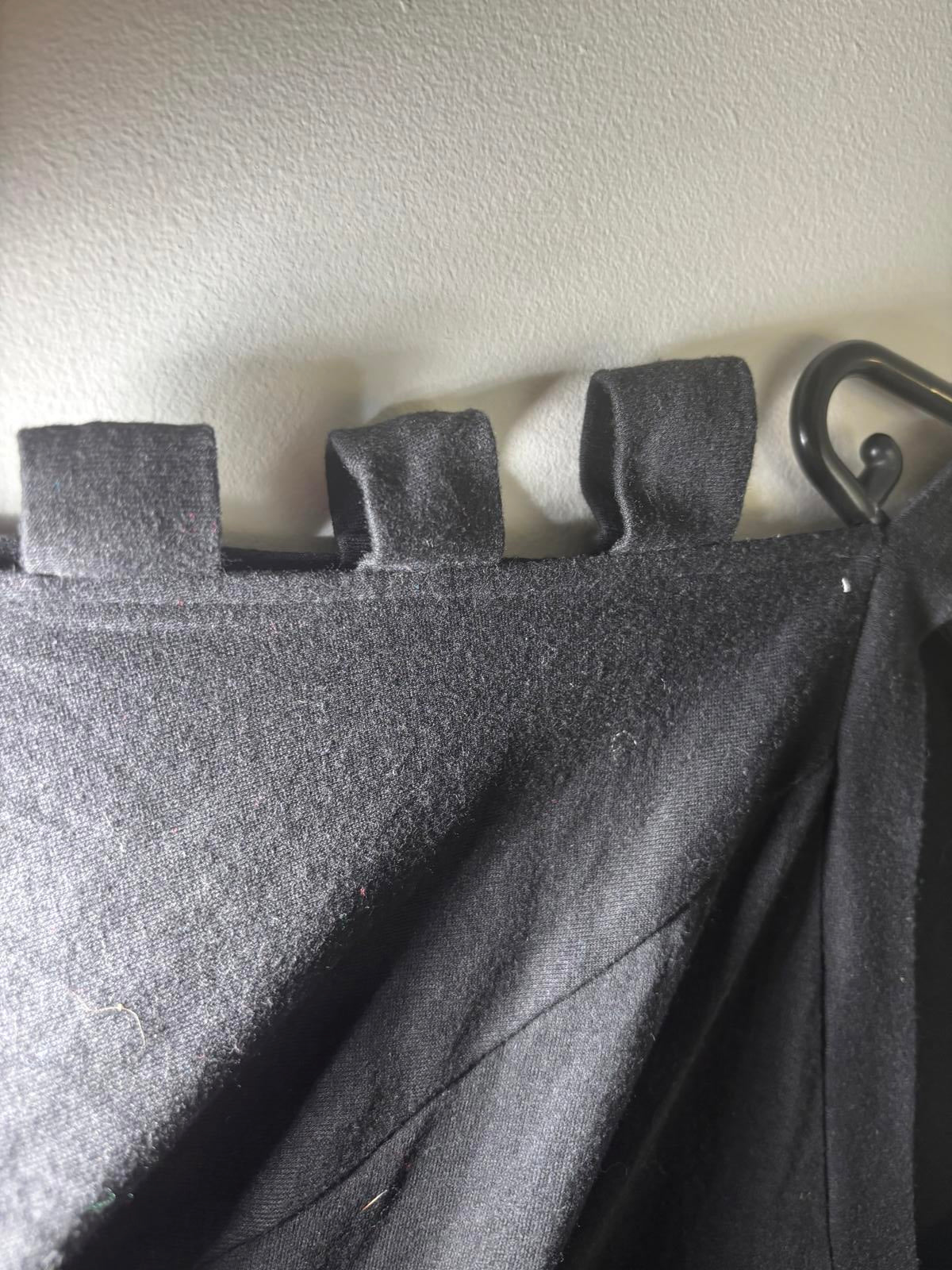 Pink Clove Black Cold Shoulder V-Neck Top Size M - Come Sell Nearly Anything