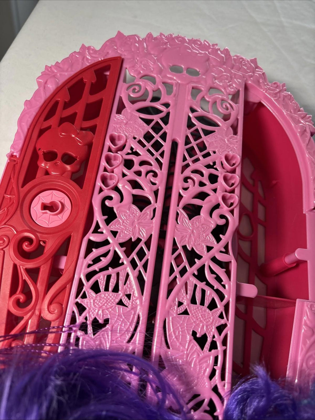 Monster High Dolls incl Skulltimate Secrets Spectra Vondergeist Clawdeen Wolf