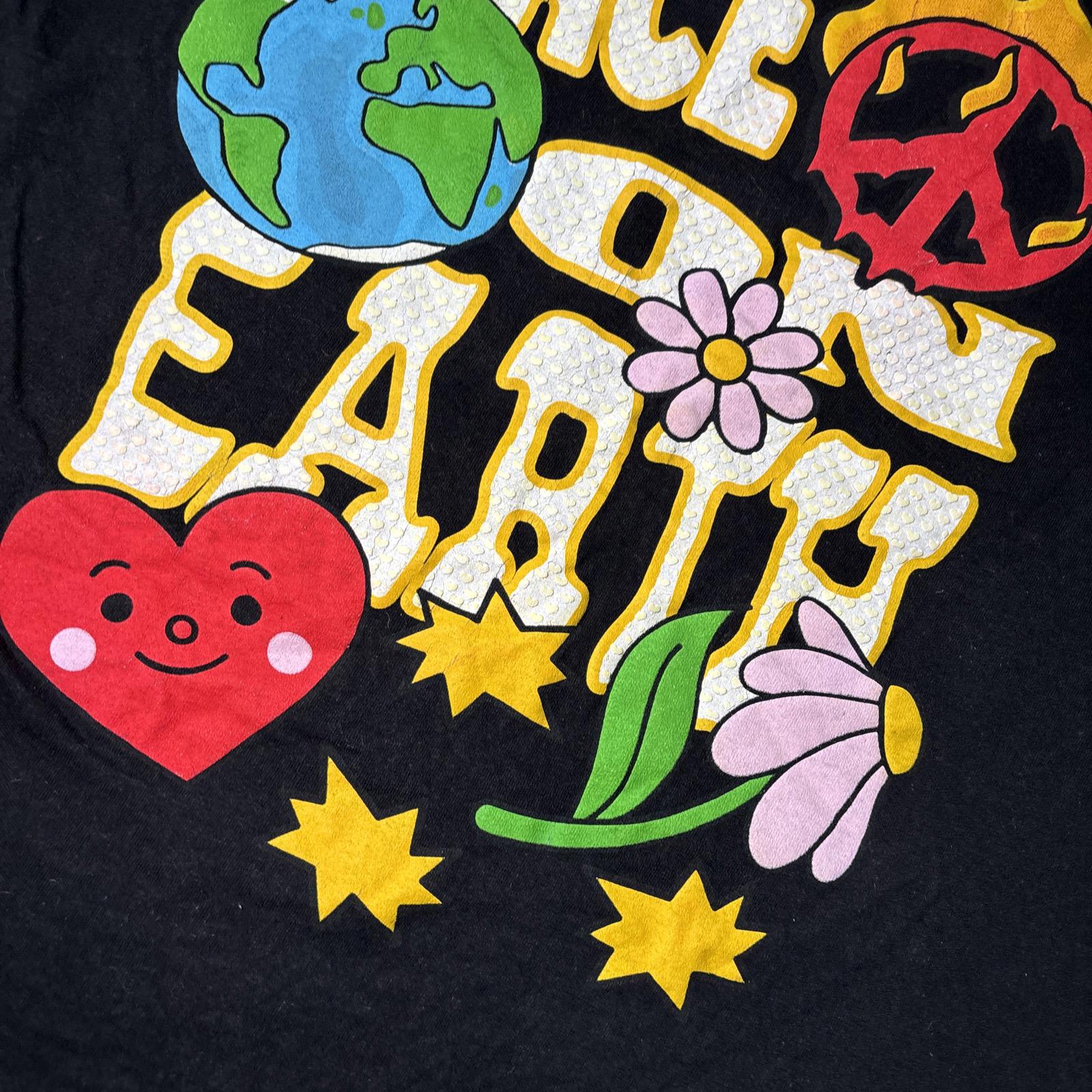 Goat Crew 2XL Peace on Earth Graphic T-Shirt Vintage Style - Come Sell Nearly Anything