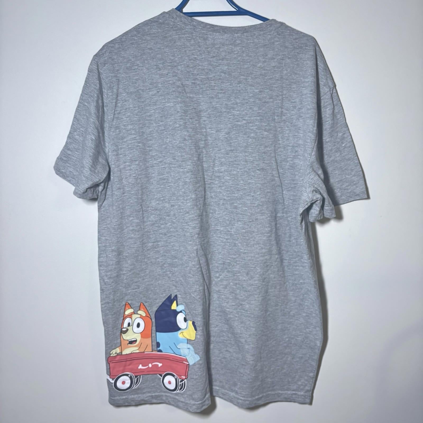 Bluey Large Grey Graphic T-Shirt Menswear Cartoon Dog Print - Come Sell Nearly Anything