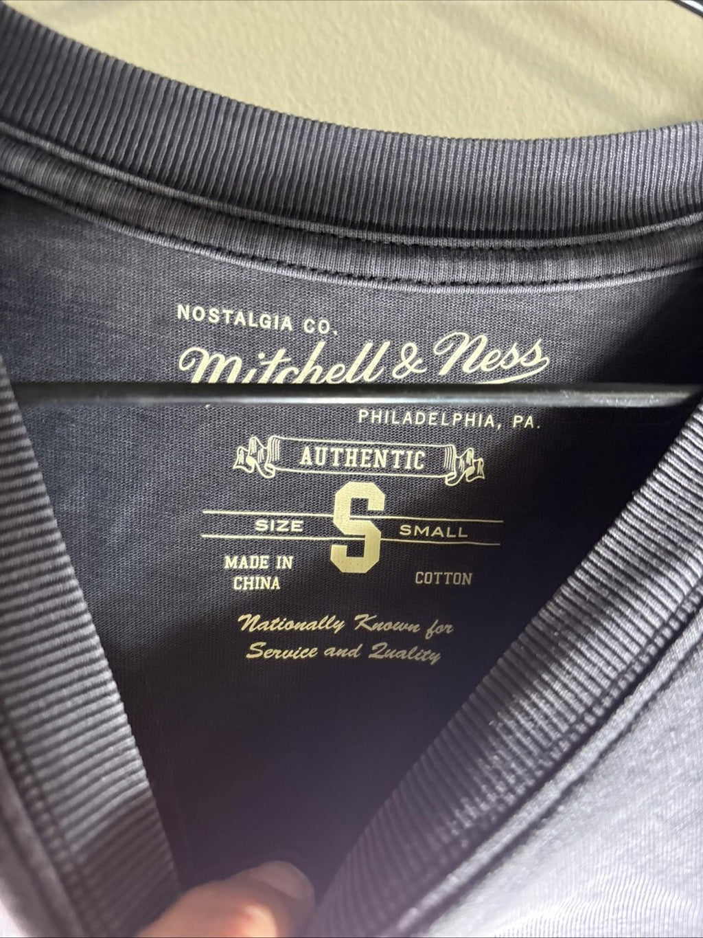 Mitchell & Ness Los Angeles Lakers 2002 NBA Champions T-Shirt Size S - Come Sell Nearly Anything