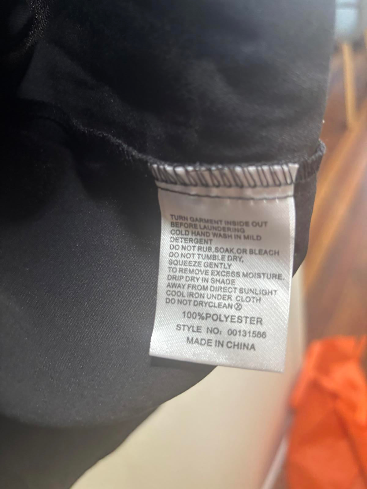 Spring Bloom Fluted Sleeve Black Top Size 14 BNWT - Come Sell Nearly Anything